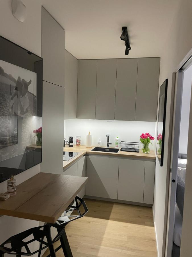 4 Bed 2 Apartment *