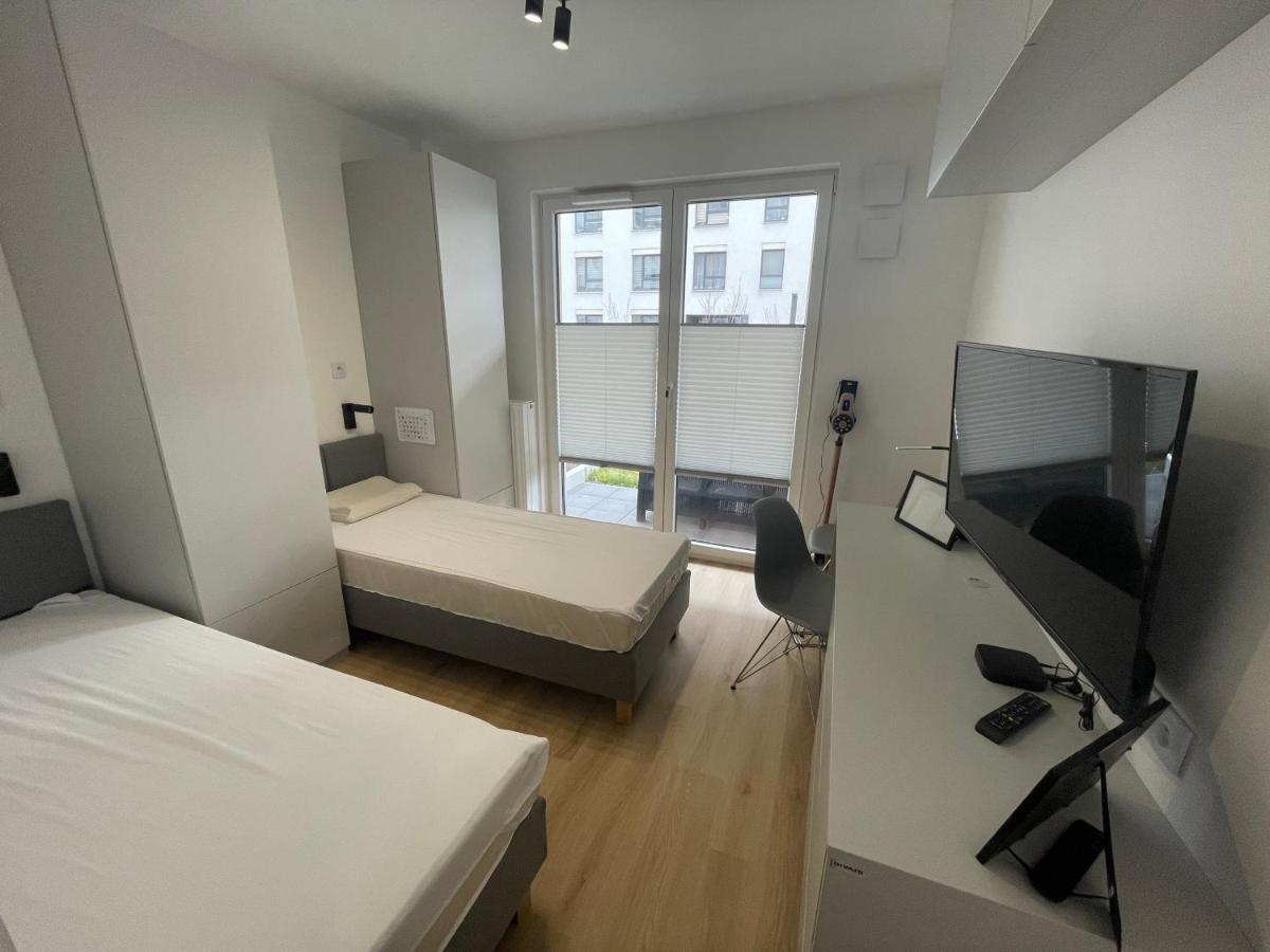 4 Bed 2 Апартаменти Варшава